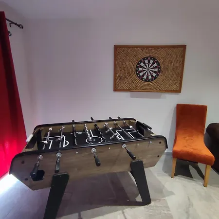 Chalet Neuf Jacuzzi Terrasse Salle Jeux Font-romeu