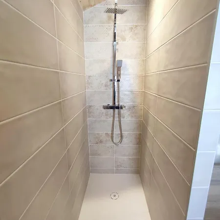 Neuf Jacuzzi Terrasse Salle Jeux Proche Font Romeu Chalet Egat