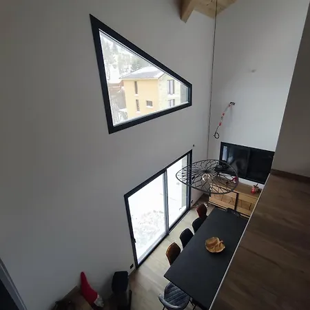 Chalet Neuf Jacuzzi Terrasse Salle Jeux Font-romeu Egat