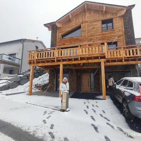 Neuf Jacuzzi Terrasse Salle Jeux Proche Font Romeu Chalet *