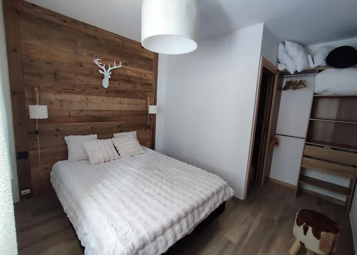 Neuf Jacuzzi Terrasse Salle Jeux Proche Font Romeu